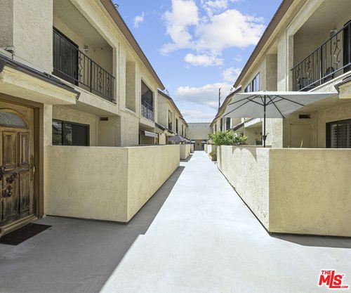 apt-9-13211 Vanowen St, North Hollywood, CA, 91605-6618 | Card Image