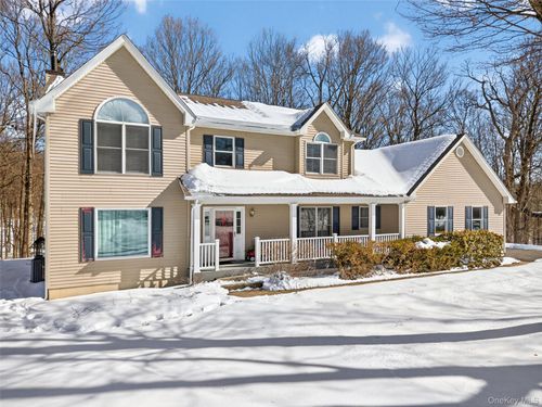 34 Booth Rd, Chester, NY, 10918-2632 | Card Image