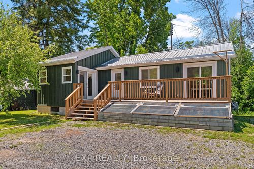 1511 Queens Line, Cobden, ON, K0J | Card Image