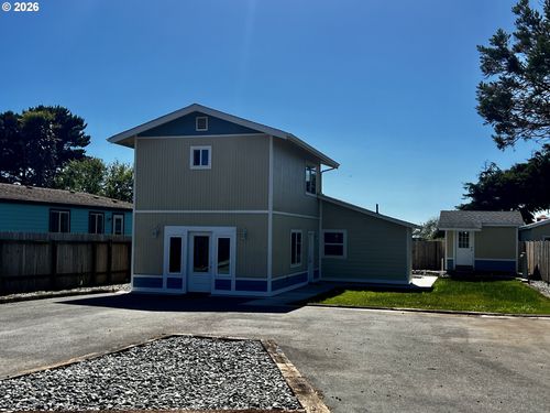15860 Sea Cliff Dr, Brookings, OR, 97415 | Card Image