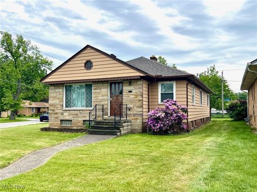 1613 Wexford Ave, Parma, OH, 44134-2015 | Card Image