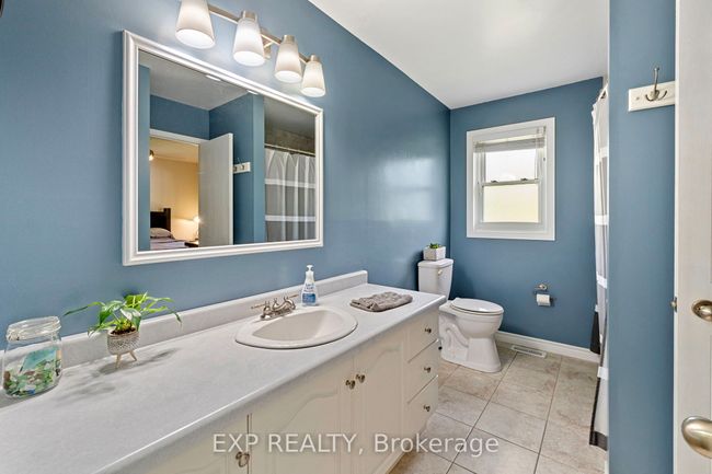 8033 Willsie Line, House other with 4 bedrooms, 2 bathrooms and 4 parking in Thedford ON | Image 19