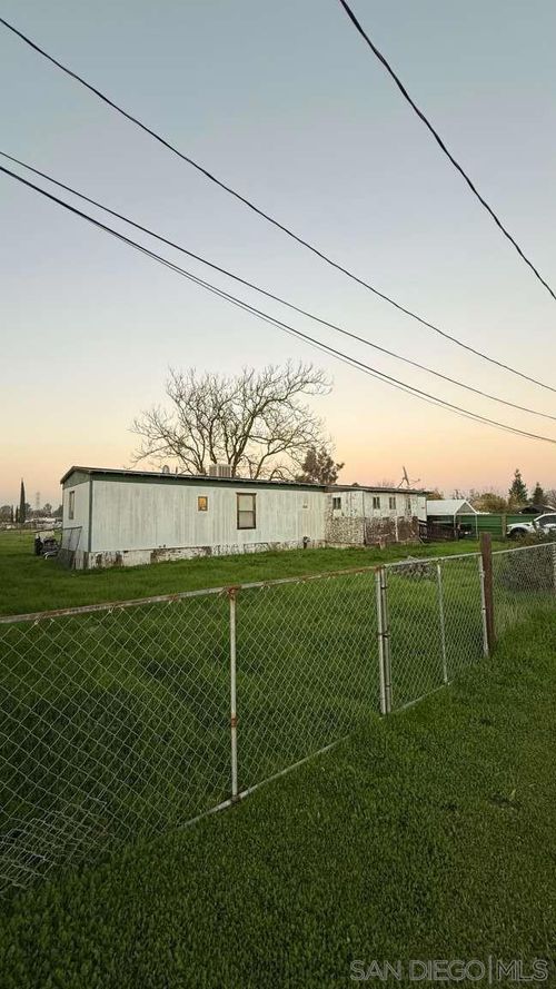 16134 Road 28, Madera, CA, 93638-1217 | Card Image