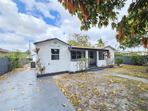 front-11712 Nw 3rd Ave, Miami, FL, 33168 | Card Image