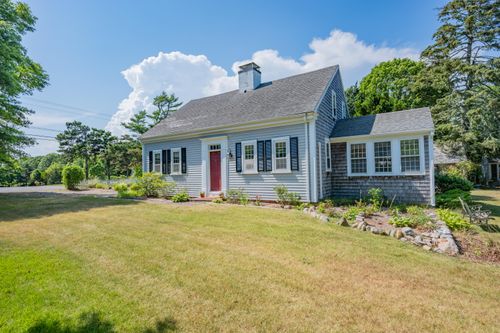 221 Church St, Harwich, MA, 02645-2111 | Card Image