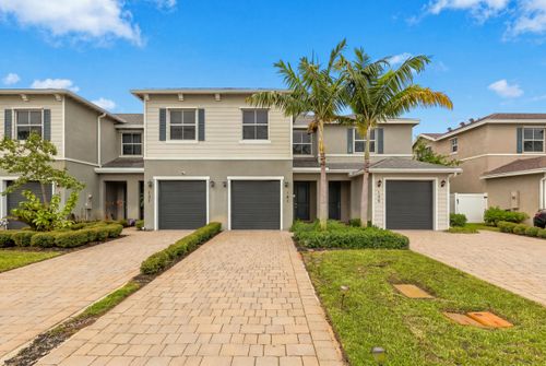 141 Bandol St, Riviera Beach, FL, 33404-2079 | Card Image