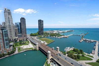 3409 - 450 E Waterside Drive, Condo with 3 bedrooms, 3 bathrooms and 2 parking in Chicago IL | Image 2