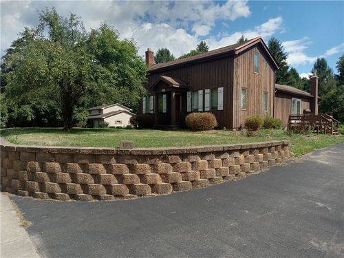 1634 Jackson Rd, Penfield, NY, 14526-9737 | Card Image