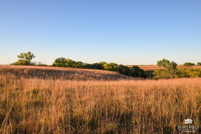 00000 Hi View Dr, Home with 0 bedrooms, 0 bathrooms and null parking in Manhattan KS | Image 37