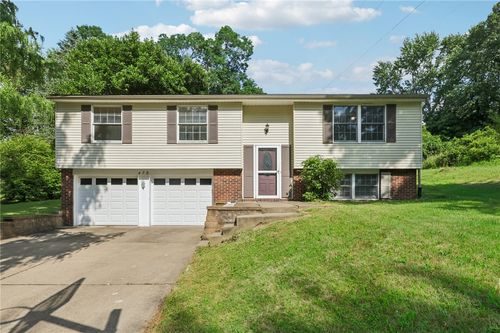 479 Diablo Dr, Pittsburgh, PA, 15241-1713 | Card Image