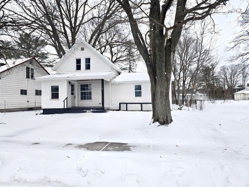 119 E Angel Ave, Barryton, MI, 49305-5111 | Card Image