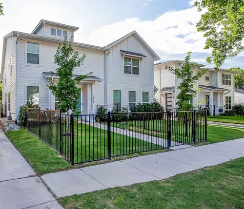 228 Sunset Ln, Fort Worth, TX, 76114-4327 | Card Image
