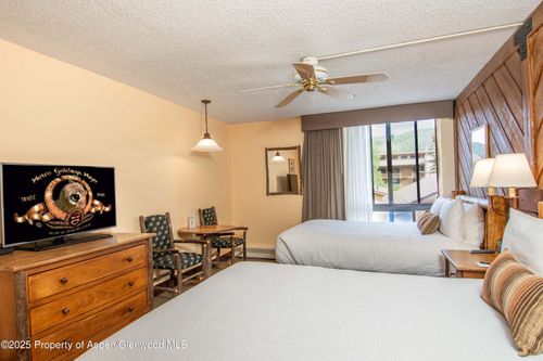 523-300 Carriage Way, Snowmass Village, CO, 81615-5467 | Card Image