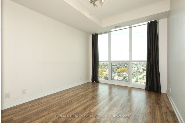 1411 - 3985 Grand Park Dr, Condo with 2 bedrooms, 2 bathrooms and 1 parking in Mississauga ON | Image 11
