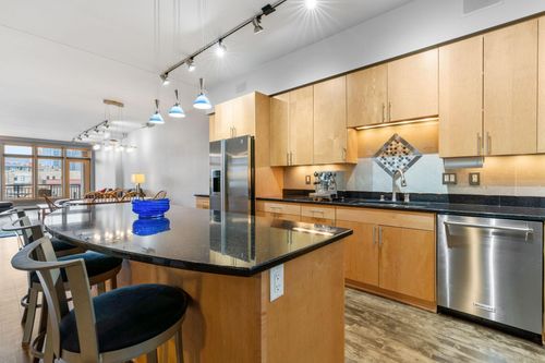 apt-404-111 4th Ave N, Minneapolis, MN, 55401-1535 | Card Image
