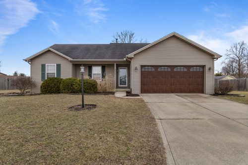 311 Country Ln, Tolono, IL, 61880-9025 | Card Image