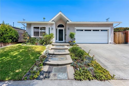 1015 Fathom, Seal Beach, CA, 90740 | Card Image