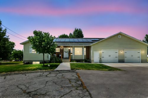 85 300, Smithfield, UT, 84335-2033 | Card Image