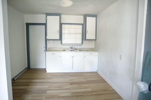 1056 Ne 34th Ct, Oakland Park, FL, 33334-2826 | Card Image