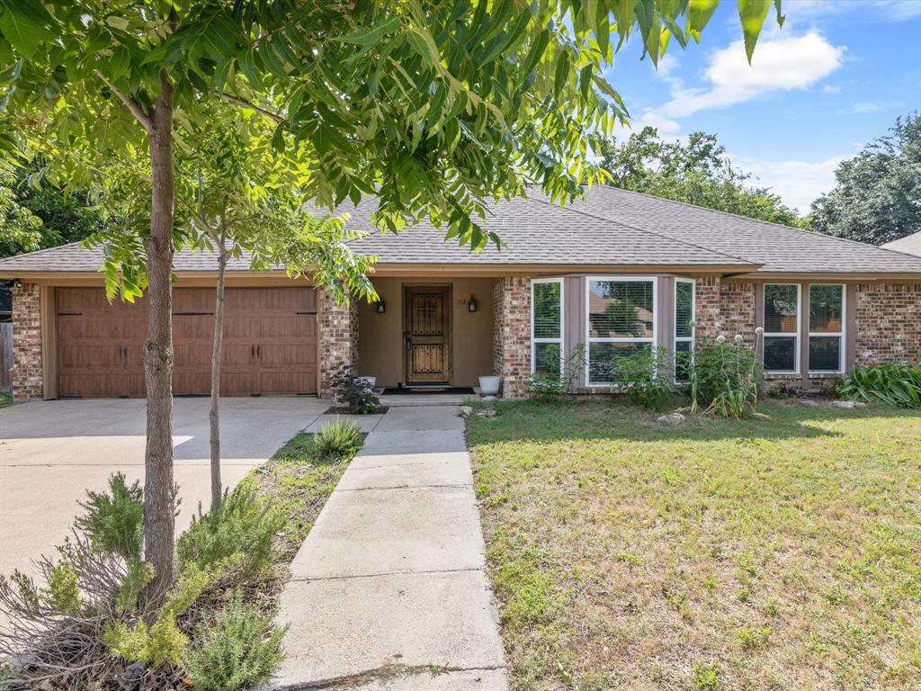 Rim Rock Dr, Fort Worth, TX 76108