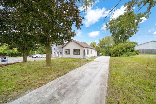 2718 Page Ave, Jackson, MI, 49203-2163 | Card Image