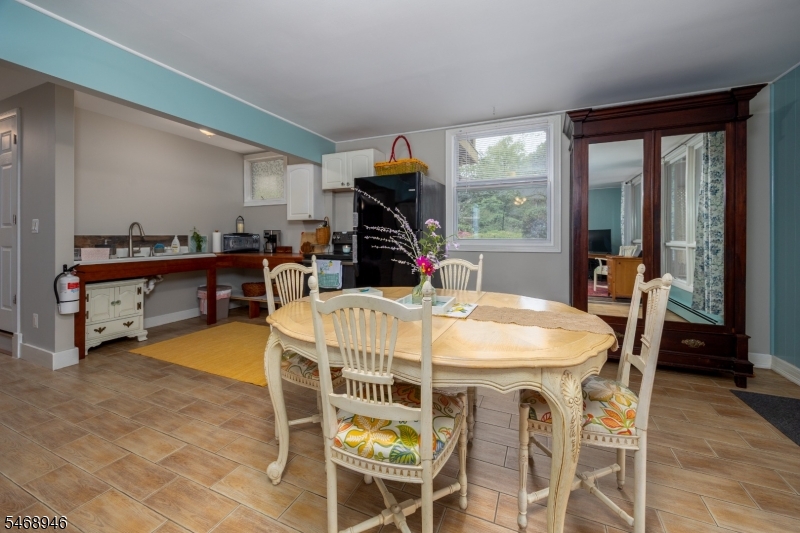 Residential Lease in Vernon Twp. 4