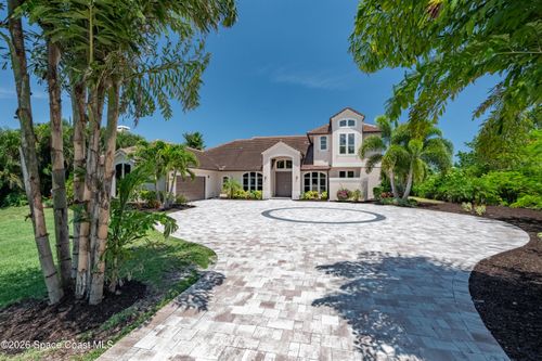 4070 S Tropical Trl, Merritt Island, FL, 32952-6221 | Card Image