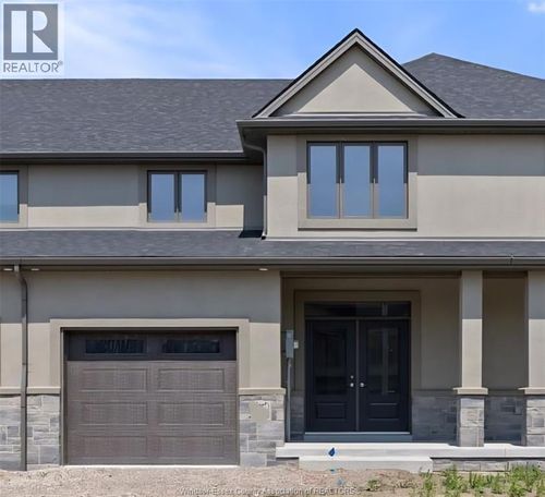 106 Reed St, Essex, ON, N8M0B2 | Card Image