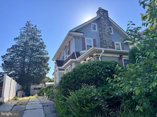 327 Wayne Ave, Lansdowne, PA, 19050-1036 | Card Image