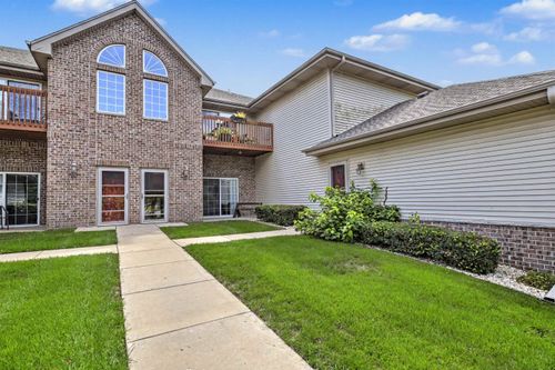 2-1010 Parkview Drive, Milton, WI, 53563 | Card Image