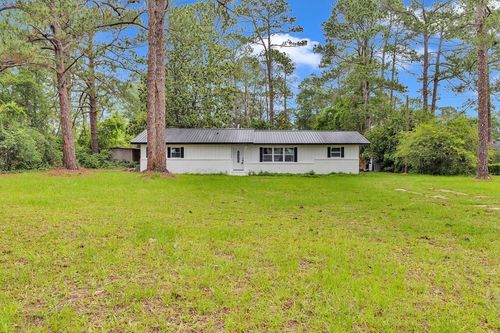 701 E 4th St, Adel, GA, 31620-2758 | Card Image