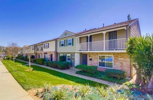 unit-b-11935 Royal Rd, El Cajon, CA, 92021-1361 | Card Image