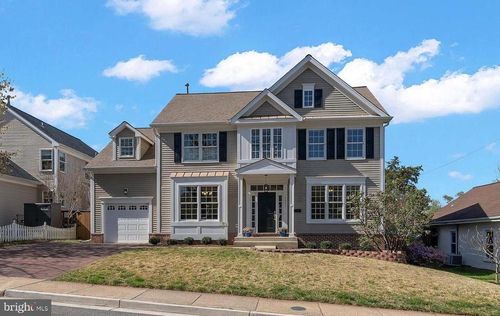 3923 16th St S, ARLINGTON, VA, 22204-5020 | Card Image