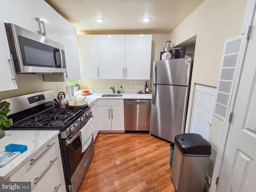4-207 R St Nw, WASHINGTON, DC, 20001-1900 | Card Image