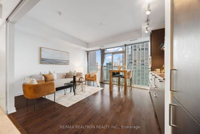 2704 - 14 York St, Condo with 1 bedrooms, 1 bathrooms and null parking in Toronto ON | Image 1