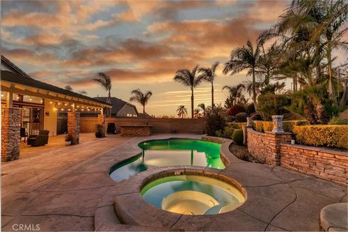 229 Oldenburg Ln, Norco, CA, 92860-3955 | Card Image