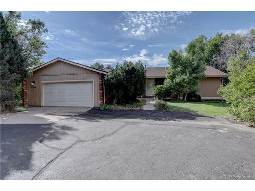 8964 W Warren Dr, Lakewood, CO, 80227-2383 | Card Image