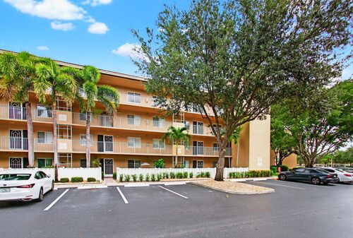 apt-308-5749 Gemstone Ct, Boynton Beach, FL, 33437-7243 | Card Image