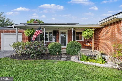 3653 Main St, CONESTOGA, PA, 17516-9611 | Card Image