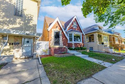 4805 S Kedvale Avenue, House other with 5 bedrooms, 3 bathrooms and 2 parking in CHICAGO IL | Image 2