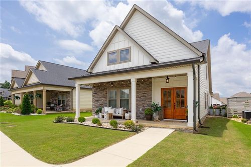 407 Tuscany Village Dr, Ringgold, GA, 30736-4242 | Card Image
