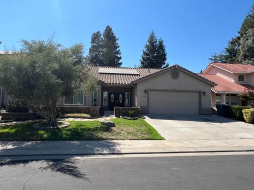 6625 River Mesa Dr, Riverbank, CA, 95367-4217 | Card Image