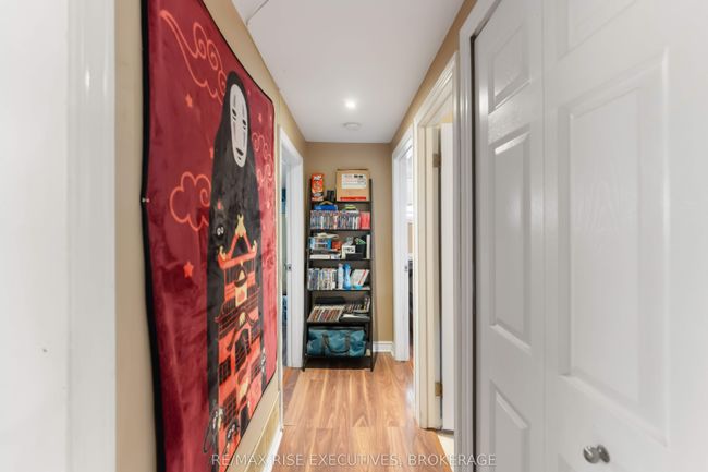 999 Portsmouth Ave, Home with 6 bedrooms, 3 bathrooms and 4 parking in Kingston ON | Image 5