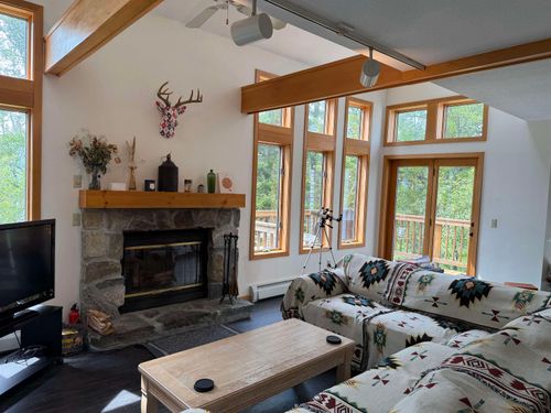 17-29 First Ln, Wilmington, VT, 05363-8820 | Card Image