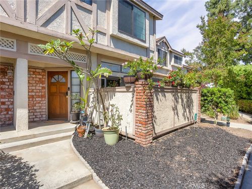 805-7100 Balboa Blvd, Van Nuys, CA, 91406 | Card Image