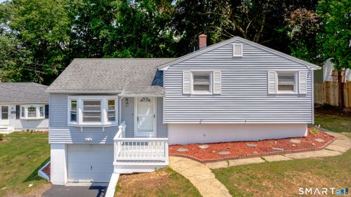 267 Bamford Ave, Waterbury, CT, 06708-1230 | Card Image