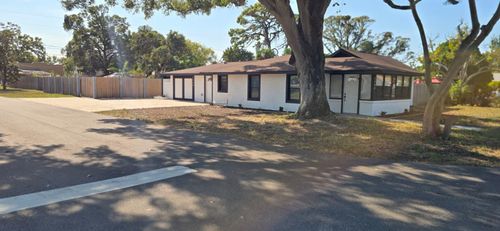 3900 50th Ave N, St Petersburg, FL, 33714-2945 | Card Image