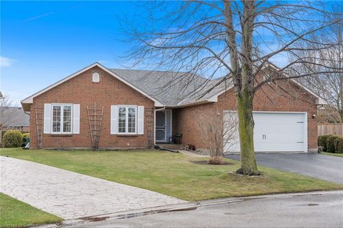13 Bayshore Crt, Port Dover, ON, N0A1N7 | Card Image