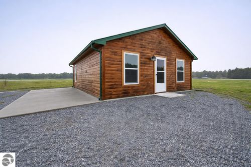 2835 Walton Rd, Kingsley, MI, 49649-8323 | Card Image