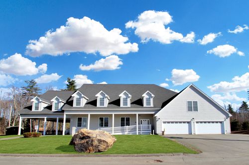 2-10 Diamond Oaks Blvd, Kingston, NH, 03848 | Card Image